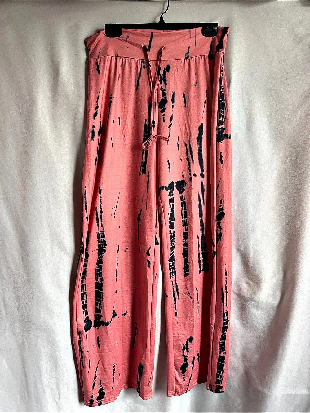 Abstract Wide Leg Pants in Pink & Black Size XL